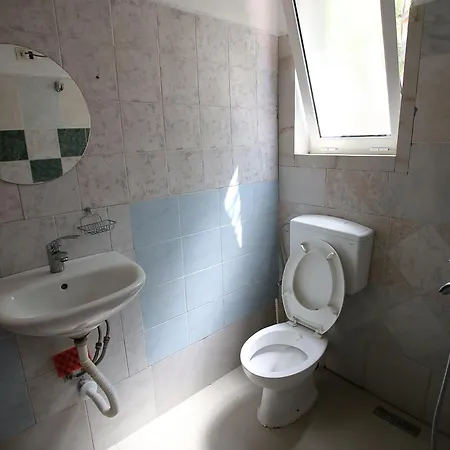 Hyseni Guest house